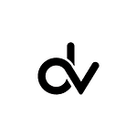Doce Veintinueve logo